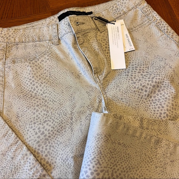 Calvin Klein Snakeskin Leggings - Picture 11 of 15